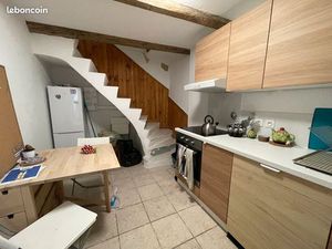 Petite maison de ville très calme