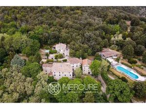 Château à vendre à Saint-André-de-Majencoules : 1 545 000€ | 1300m²