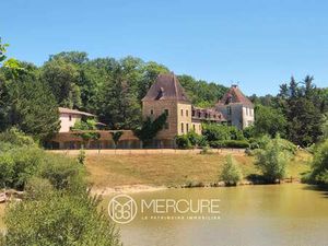 Château à vendre à Bergerac : 2 900 000€ | 3600m²