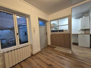 Location Appartement 1 pièce 23m² MACON 71000
