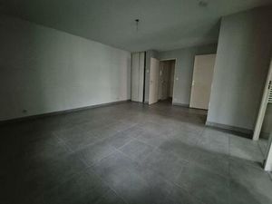 Location Appartement 3 pièces 53m² MACON 71000