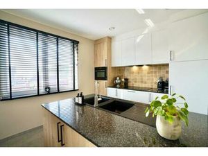 Penthouse te koop in Oosteeklo