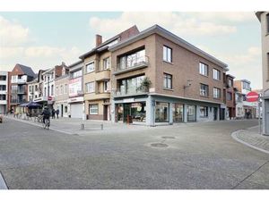 handelszaak met hoge zichtbaarheid en mooie etalage