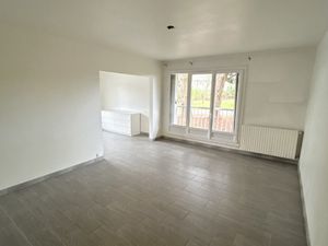 Achat Appartement 4 pièces 81m² MAGNY LES HAMEAUX 78114