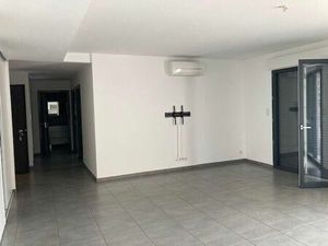 Location appartement 3 pièces 72 m² à Ajaccio (20090)