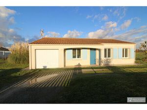 Vente maison 5 pièces 86m2 Saint-Genis-de-Saintonge 17240 - 189000 € - Surface Privée