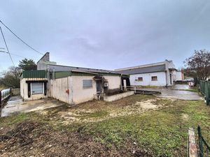 Vente divers 660 m² Alès (30100)