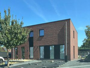 Huis te koop in Oostham met 3 slaapkamers