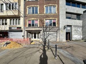 Surface commerciale à vendre à Boulevard Joseph Tirou 179 Charleroi (VBD57997)