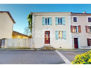 Maison de bourg 80 m² pleine de potentiel avec extérieur