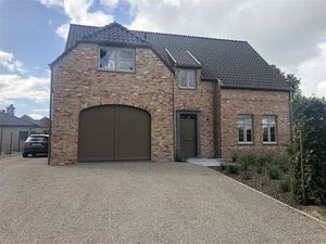 Huis te koop in Eke met 4 slaapkamers