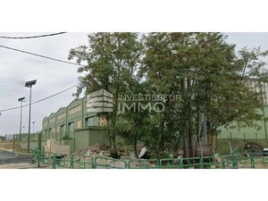 Locaux d'activités à partir de 383m² - Stains