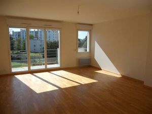 Location Appartement 4 pièces 93m² NANTES 44300