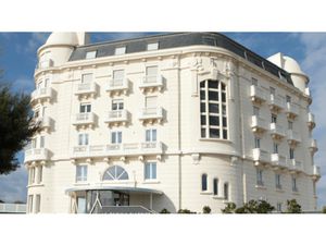 Vente appartement 2 pièces 58m2 Biarritz 64200 - 450000 € - Surface Privée