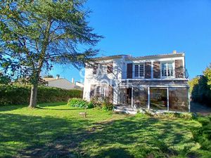 GRANDE MAISON Saint Pierre D Oleron  10P  5ch  164m² SAINT PIERRE D OLERON