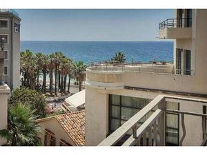 Cannes Vieux Port - 4 Pieces Renove - Ascenseur - Balcon - Vue Mer - Parking