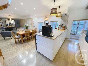 Vente Appartement 3 pièces à Dinan (22100) : à vendre 3 pièces / 72m² Dinan