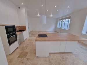 Location appartement 3 pièces 106 m² à Roanne (42300)