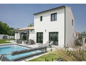 Vente maison neuve 4 pièces 105 m² à Eyguières (13430)  473 900 €