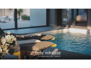 Ensemble immobilier dans un cadre de vie rare