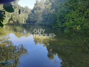 Etang Moux En Morvan   terrain de 34000 m² avec 2 etangs ( 7500 et 18000 m² ) proche des..