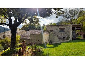 Vente maison 12 pièces 245 m² à Miscon (26310)  495 000 €