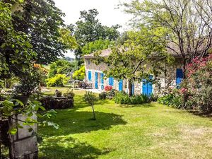 Vente maison 15 pièces 350 m² à Port-Sainte-Foy-et-Ponchapt (33220)  497 900 €