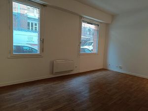 Studio Rénové rue Meurein proche université Catholique LILLE