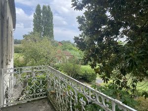 Vente maison 18 pièces 349 m² à La Réole (33190)  498 720 €