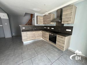 BELLE MAISON DE VILLE