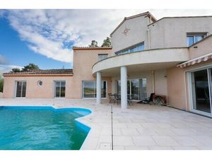 Vente maison 9 pièces