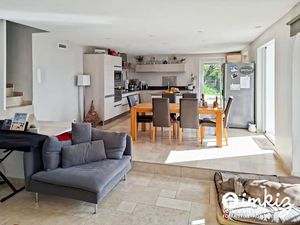 Vente maison 4 pièces 132 m² à Châteauneuf-Grasse (06740)  740 000 €