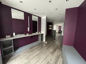 Location commerce 1 pièce 36 m² à Saint-Omer (62500)