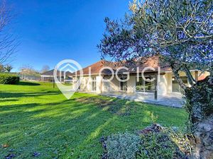 Vente maison 5 pièces 131 m² Gan (64290)