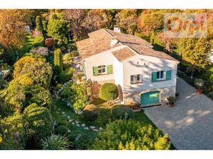 Vente villa 4 pièces 160 m² à La Gaude (06610)  850 000 €