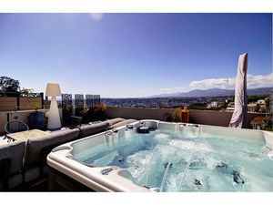 Vente villa 5 pièces 120.12 m² à Nice (06000)  898 000 €