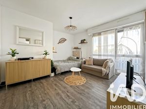 Vente appartement 1 pièce 24 m² à Nimes (30000)  75 000 €