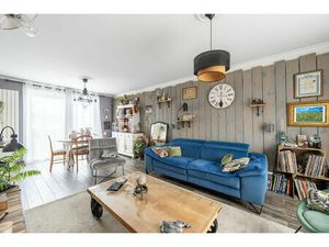 Vente maison 7 pièces  121.00m²  Meulan