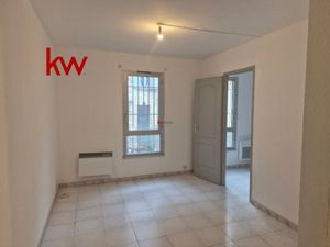 Vente appartement 2 pièces 33.93 m² à Salon-de-Provence (13300)  123 000 €