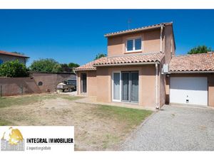 Maison T5 de 115 M2 avec un garage plusieurs dépendances et