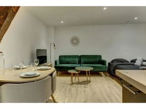 Vente appartement 1 pièce 26 m² à Versailles (78000)  230 000 €