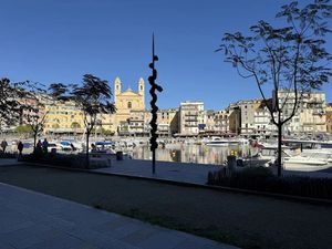 Vente appartement 2 pièces 63 m² à Bastia (20200)  384 000 €