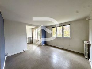 Appartement à louer 3 chambres à Marly-Le-Roi de 78 m2 avec parking