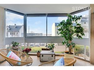 NOUVEAU CHESNAY - 105m2 - 3 CHAMBRES - EXTERIEUR & PARKING