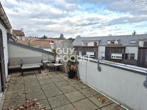 Terrasse exceptionnelle! Au dernier étage avec ascenseur