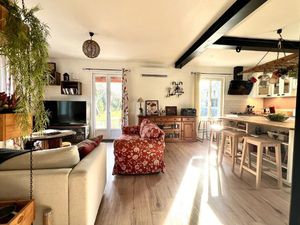 Maison des années 1950 rénovée en 2023