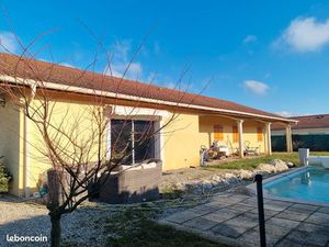 Maison 180m2 avec piscine et dépendance