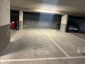 JEAN JAURES/BEREGOVOY - DOUBLE PLACE DE PARKING - IMMEUBLE RECENT SECURISE