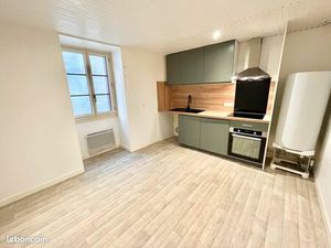 Type 2 - Très bon état - 49 M² - Cuisine équipée - Centre-ville