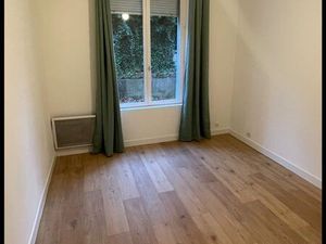 PROCHE MAIRIE LOUE F2 en RDC dispo de suite